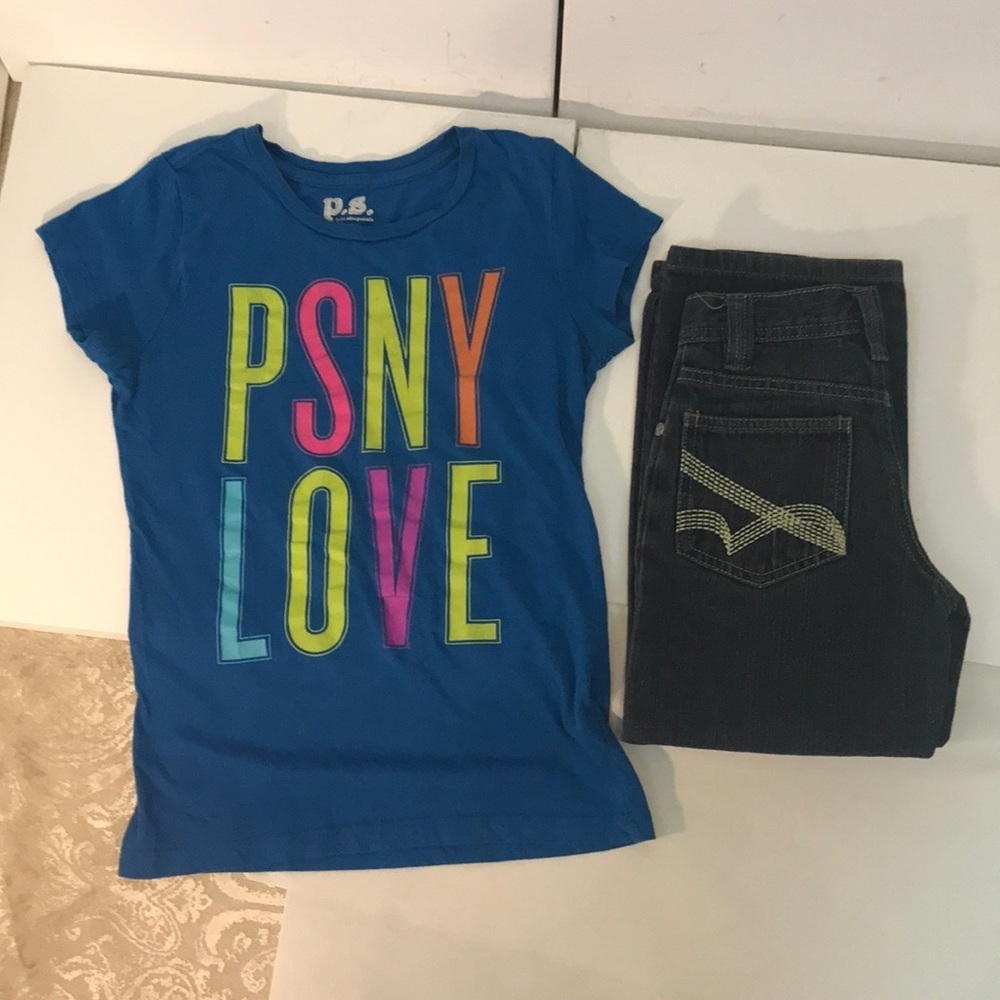 Aeropostale T-Shirt and Urban Cetreme Jeans (see size)